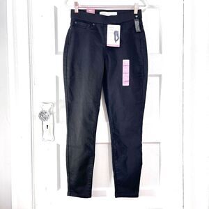 Levi's Signature Jeans Women 27 x 28 Black Pull-On Skinny High Rise Stretch NEW